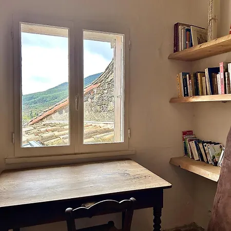Charmante Maison De Village Dans La Vallee Du Du Salagou Prázdninový dům
